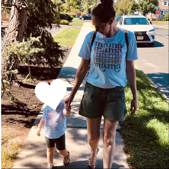 Hi, I'm Meg! ...Posh Ambassador/Suggested User 💕 - Picture 1 of 2